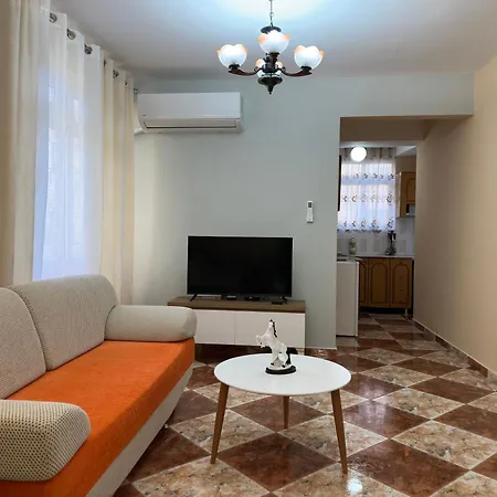 Twinstay Διαμέρισμα Μπεράτ